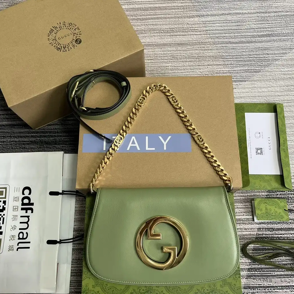 Hyper Peter Blondie Gucci shoulder bag 0521
